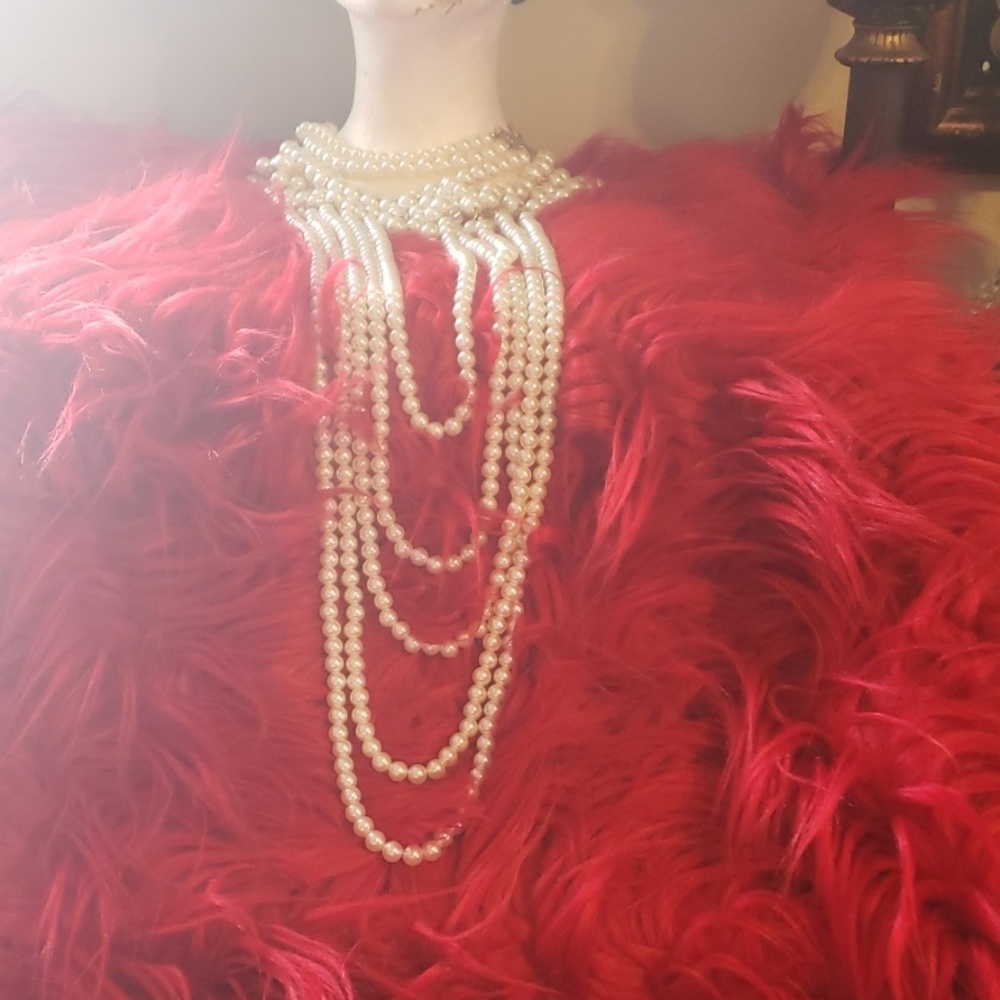 5 tier pearl necklace